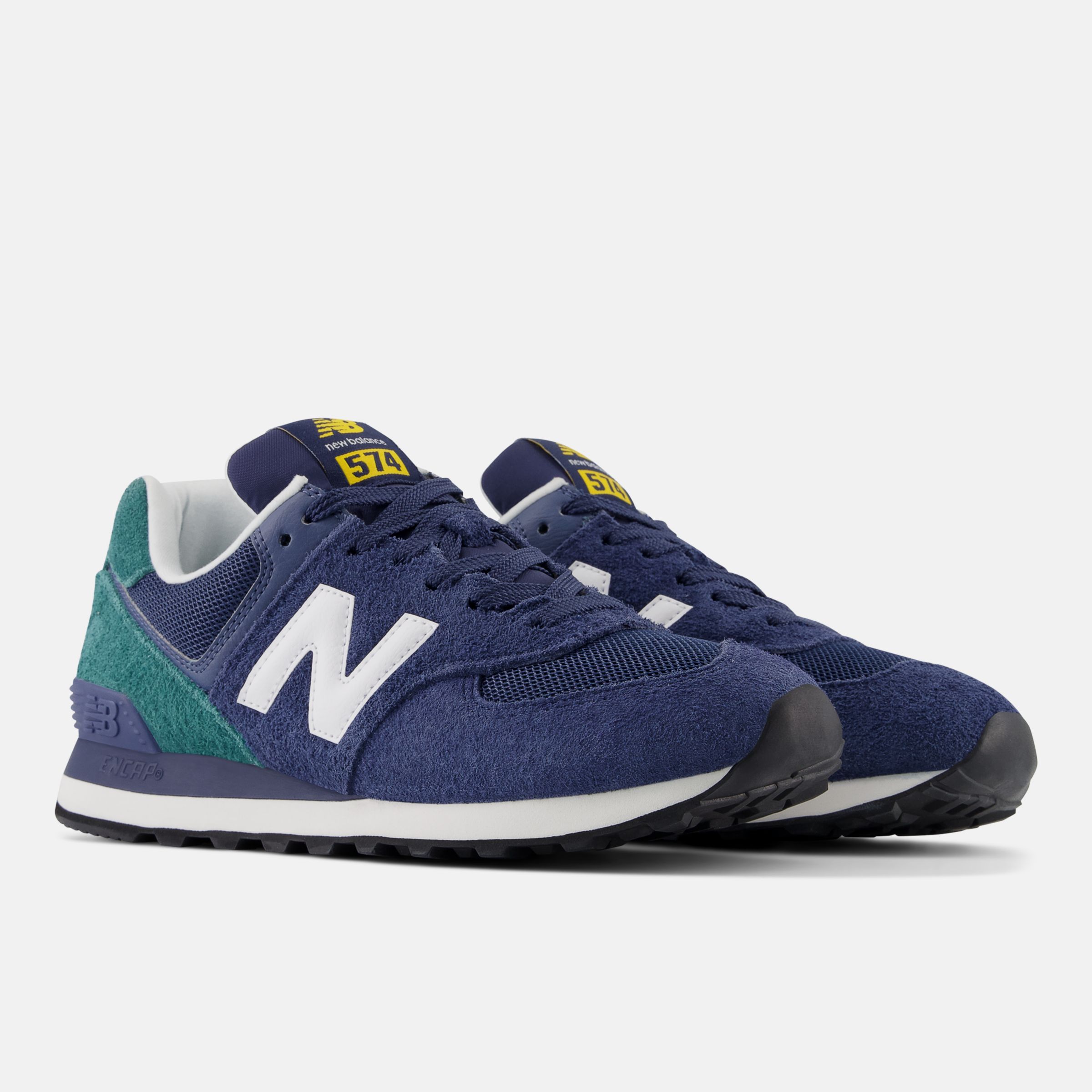 Buy 574 online NEW BALANCE Kuwait